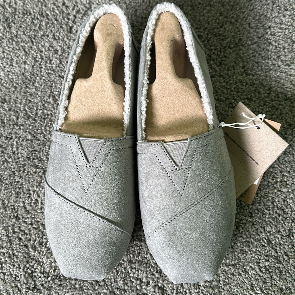 TOMS Grey Microfiber/Faux Shearling Flat shoes.
